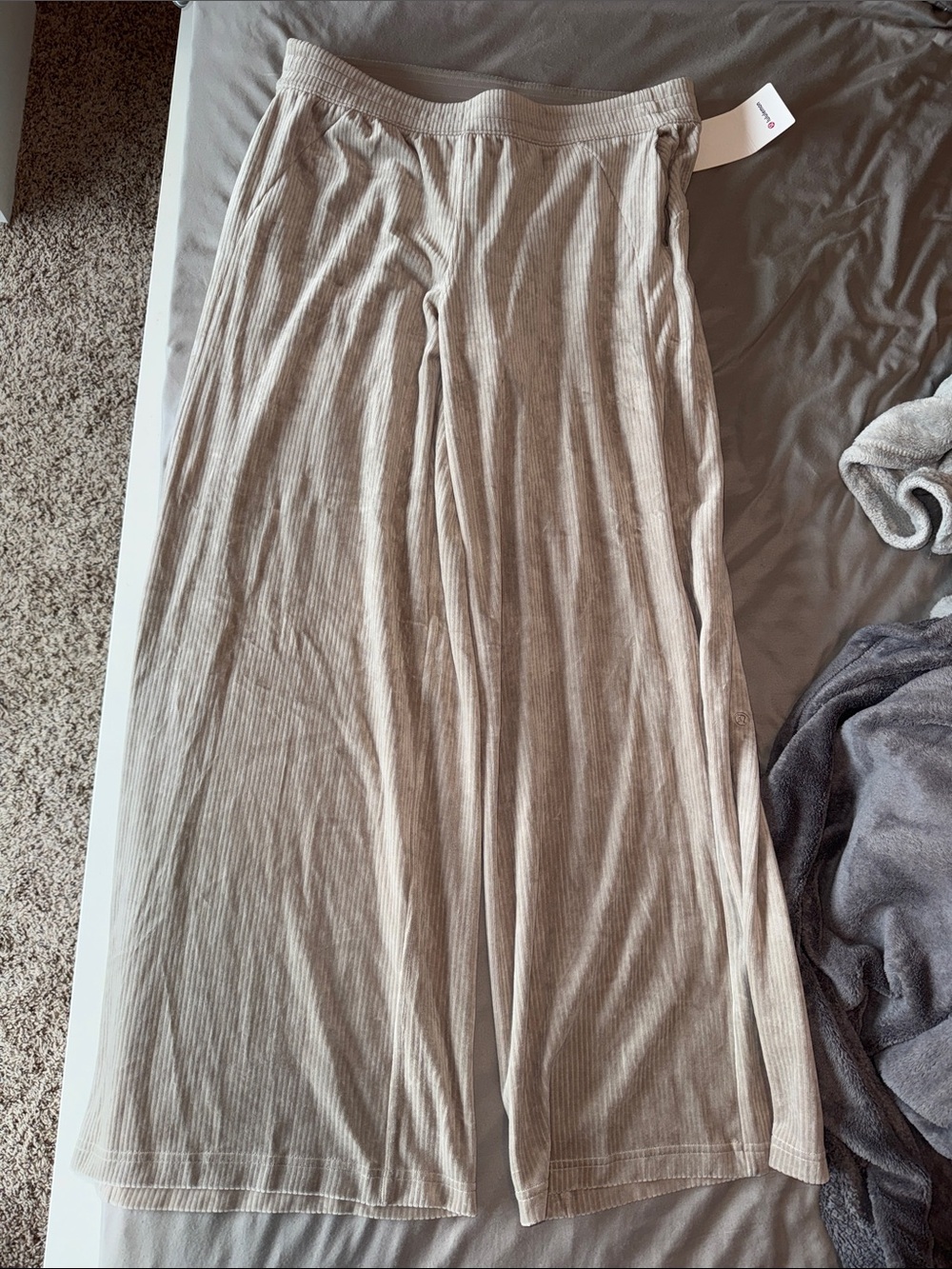 lululemon athletica Ribbed Flare Pants in Light Beige